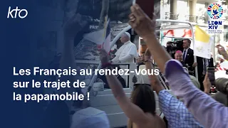 Les Français au rendez-vous sur le trajet de la papamobile !