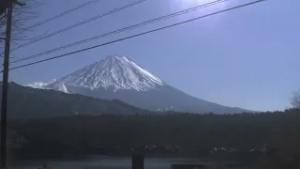 西湖ライブカメラ タイムラプス映像（2026年2月18日） 提供：UTYテレビ山梨