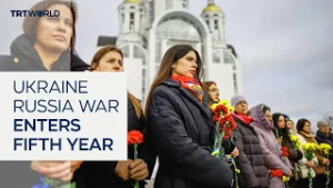Ukraine marks four years of war as Zelenskyy vows to continue fighting Russia