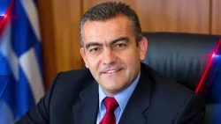 Κ. Πάσχος: «Η συνωμοσία των μετρίων» – Το άρθρο του στο «Βήμα»