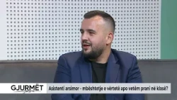GJURMËT / Asistenti arsimor - mbështetje e vërtetë apo vetëm prani në klasë?
