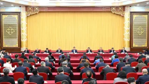 شي جين بينغ يقدم تهانيه وأمنياته الطيبة للنساء من كافة القوميات ومختلف الأوساط في جميع أنحاء الصين