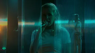 Tatjana f. Birnir - Efsta hæð