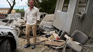 US actor Liev Schreiber calls for stronger air defences during Kyiv visit