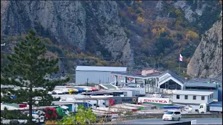 რა ხდება ლარსის საბაჟოზე და შემოვიდა თუ არა, რუსეთიდან ერთ დღეში უპრეცედენტო რაოდენობის ადამიანი