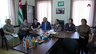 Аҟәа ақалақь ахада ихаҭыҧуаҩ Авҭандил Сурманиӡе анацәа рхеидкыла аҟәатәи аҟәша даҭааит
