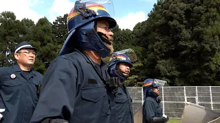 Zero Tolerance for Fraud! YouTubers Join Riot Police Training