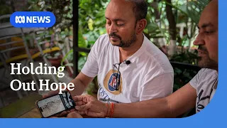 Families go to great lengths to search for missing Australians after Nepal-Tibet floods | ABC NEWS