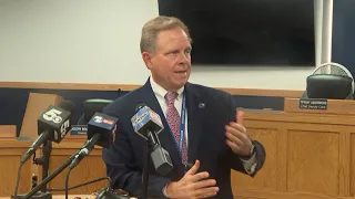 Benton County Judge Barry Moehring talks future as successor faces felony charges | Full Presser