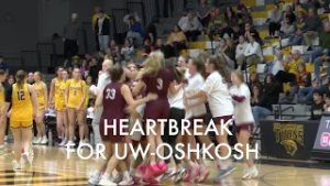 UW-Oshkosh falters in fourth quarter, UW-La Crosse wins WIAC tournament championship