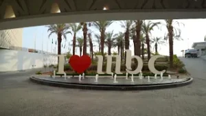 هل أنت خريج سعودي طموح؟ .. ابدأ مسيرتك المهنية من الصفر مع المجموعة الإعلامية الرائدة MBC