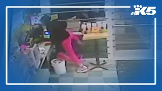 Thieves break into convenience store for fifth time