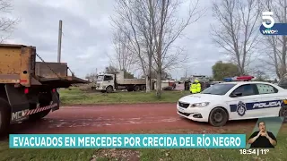 Crecida del Río Negro frente a Mercedes provocó las primeras evacuaciones y autoevacuaciones