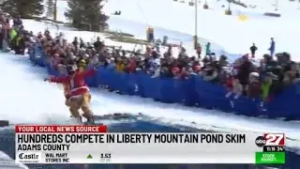 Hundreds compete in Liberty Mountain Pond Skim