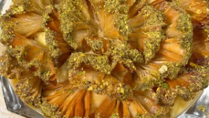 بقلاوة بالكاسترد اختراع طعمه لذيذ وشكله يفتح النفس ????