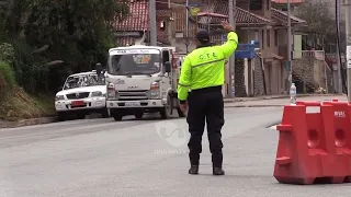 Agents to be sanctioned for allowing vehicle without license plates to pass in Sayausí