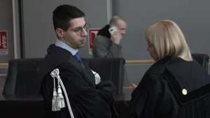 Strangolò la madre con un foulard, al via il processo in Corte d'Assise