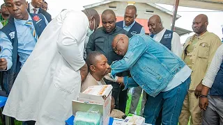 Congo inicia vacinação contra o surto de Ébola que mais depressa se propaga