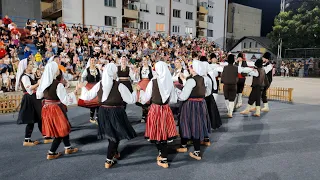 “Smotra folklora”u Kozarskoj Dubici okupila veliki broj učesnika i publike