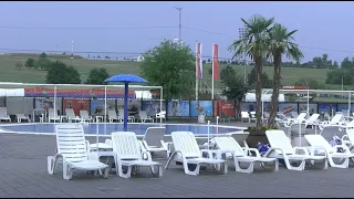 Tokom sezone kupanja na otvorenim bazenima neophodno poštovati upozorenja i savete spasilaca