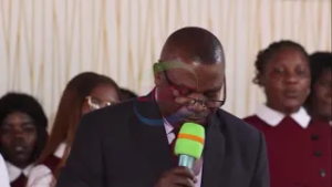 Налуманго призывает церкви использовать средства Фонда развития общин для своих нужд.