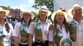 The Chivas and Flowers Parade returned, filling the streets of Medellín with music and tradition