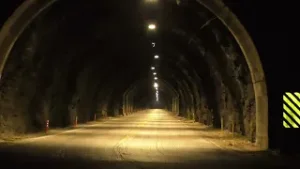 Iluminación de túneles en la carretera del Litoral