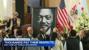 Thousands pay respects to Rev. Jesse Jackson on 1st day of visitation at Rainbow PUSH in Chicago