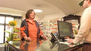 Aktuell: Adler Apotheke Wels bietet innovative Medikamentenabgabe – den Blister
