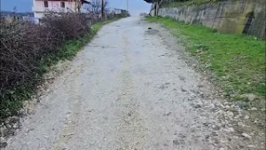 Cërragë, 600 metra rrugë, shqetësim për banorët e zonës