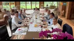 Horacio Cartes gathered Colorado party leaders at his residence