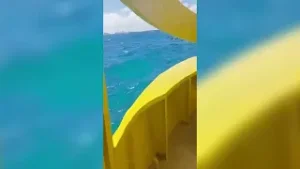 SE HUNDE EMBARCACIÓN FRENTE A ISLA MUJERES