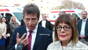GOJKOVIĆ: SANITETSKA VOZILA ZA 22 ZDRAVSTVENE USTANOVE U VOJVODINI – ulaganje od 225 miliona dinara