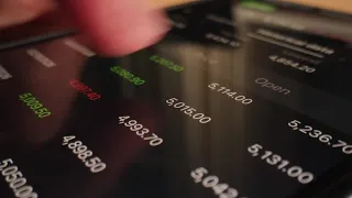 Is using AI for financial advice a smart choice or risky bet?