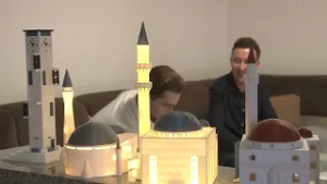 Vrijedne ruke bosanske - Kakanjac Ajdin Kovač bavi se izradom maketa