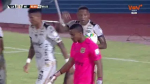 ¡JHON VÁSQUEZ DE PENAL ANOTA EL 1-1 DE LLANEROS FC ANTE INTER DE BOGOTÁ! ??⚽