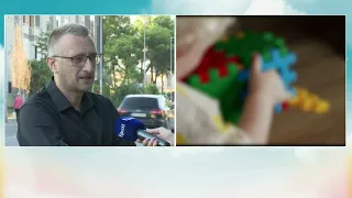 BOJE JUTRA - DO NOVIH DNEVNIH CENTARA JOŠ GODINE: KO ĆE PRUŽITI PODRŠKU PORODICAMA (GORAN LAKOVIĆ)
