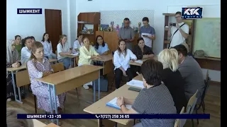 Parents and Teachers in Shymkent Upset by Changes at Children's Art School