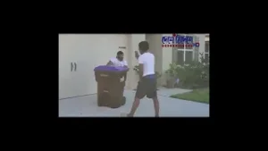 #Viral : দেখুন জলজ্যান্ত কুমিরের সাথে এক সাহসী ব্যক্তির টক্কর | Deshe Bideshe