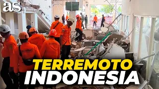 7.7 EARTHQUAKE in INDONESIA: at least 51 DEAD and THOUSANDS EVACUATED