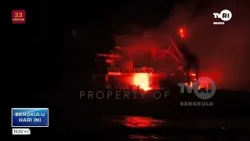 CARGO SHIP KM PRIMA SENTOSA CATCHES FIRE IN BENGKULU WATERS