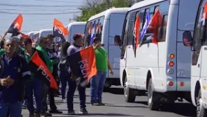 León recibe con alegría 180 nuevas unidades de buses nuevos chinos