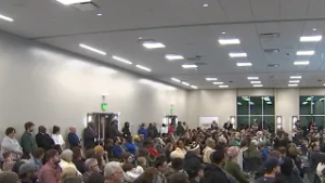 Hundreds show up for public meeting over xAI's new power plant in Southaven