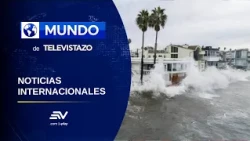 Storm surges damage homes on the California coast | Mundo Televistazo Oct. 12, 2026