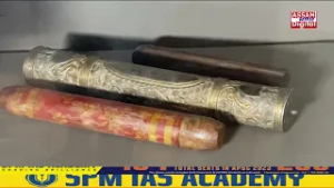 সৰ্পদুডালৰ সৈতে জীৱন অতিবাহিত কৰি আহিছে নৰেন কটকীয়ে