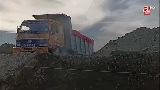 नदीजन्य पदार्थ जथाभावी डम्प गर्दा बस्ती क्षेत्रमा जोखिम बढ्दै