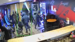 Gaming café in Chicago's SW suburbs hit by sledgehammer-wielding burglars, three arrested