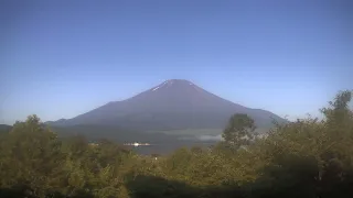 山中湖ライブカメラ タイムラプス映像（2026年7月10日） 提供：UTYテレビ山梨