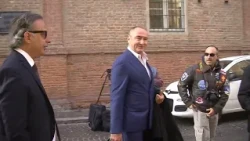 Pavia, corruzione: ''Mi chiedono quattro anni di vita'' il cartello provocazione di Ciocca