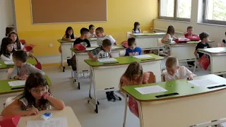 Besplatni udžbenici i novi produženi boravci